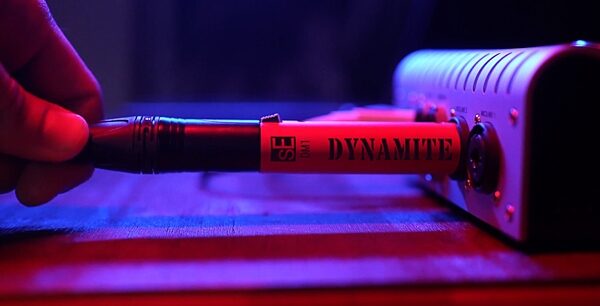 sE Electronics Dynamite DM1 Microphone Preamp, Blemished, In Use