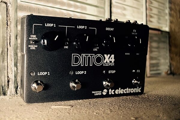 TC Electronic Ditto X4 Dual Looper Pedal, Glamour View 1