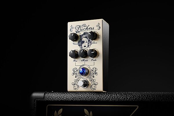 Victory V1 Duchess Preamp Pedal, New, In Use