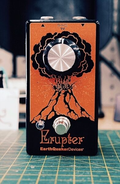 EarthQuaker Devices Erupter Fuzz Pedal, glam