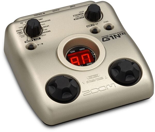 Zoom G1N Guitar Multi-Effects Pedal, Angle