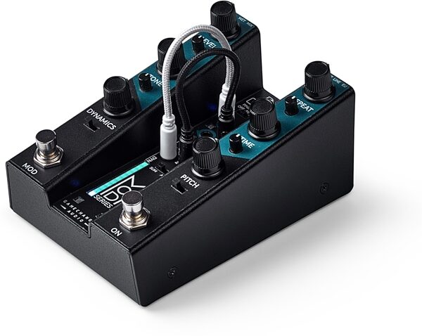 Gamechanger Audio MOD Series Delay Pedal, New, Angled Side