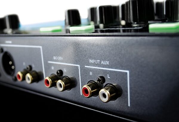 Gemini G4V DJ Controller with Audio Interface, Inputs