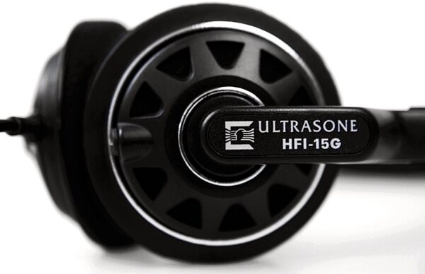 Ultrasone HFI 15G Headphones, Closeup