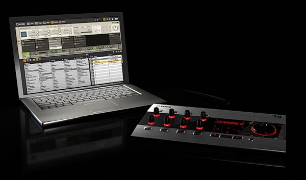 Native Instruments Kore 2 Plug-In Host and Controller, Laptop