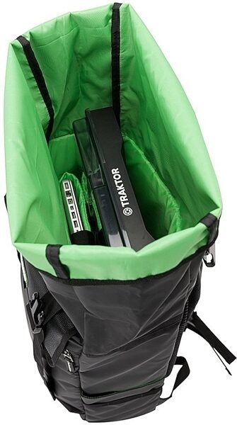 Magma Riot Control-Pack Lite Bag, Action Position Back