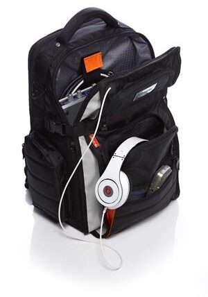 Mono EFX FlyBy Backpack, Black, In Use