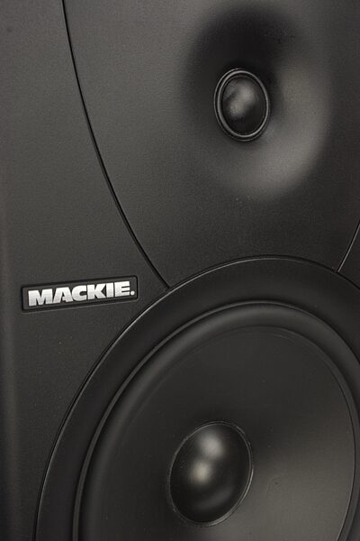 Mackie MR8 2-Way Active Studio Monitor (1x8 in.), Woofer and Tweeter Closeup