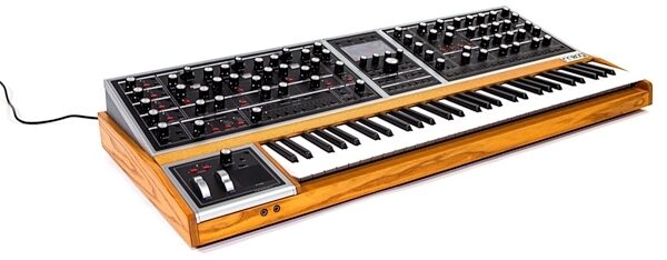 Moog One Polyphonic Analog Synthesizer Keyboard (8-Voice), ve