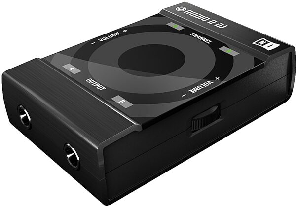 Native Instruments Audio 2 DJ Audio Interface, Angle 1