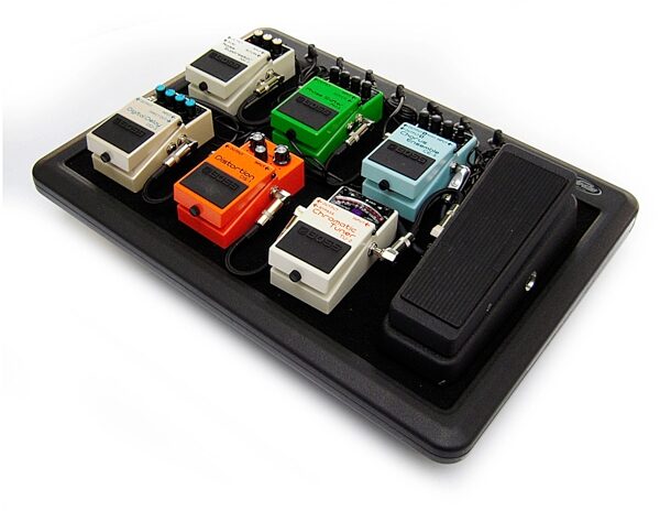 SKB PS8 Powered Pedalboard (with Gig Bag), New, View 3