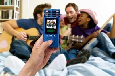 Zoom Q3 Handy Video Recorder, In Use - With Friends
