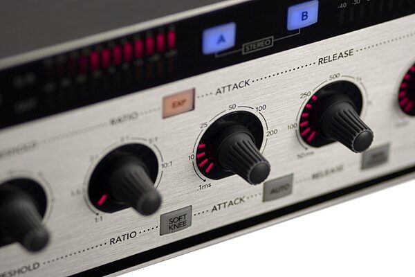 Mackie QuadCompGate 4-Channel Digital Compressor/Gate, Attack Release 1