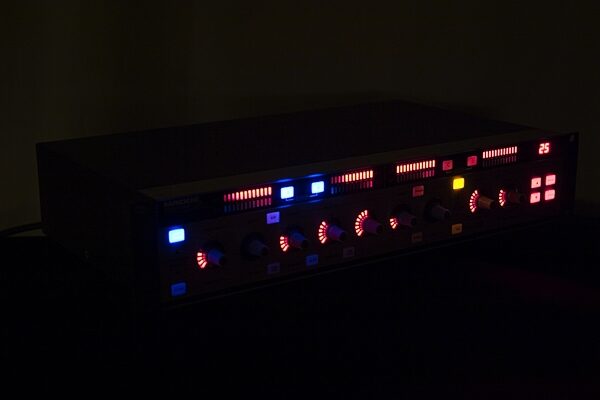 Mackie QuadCompGate 4-Channel Digital Compressor/Gate, Lights 4