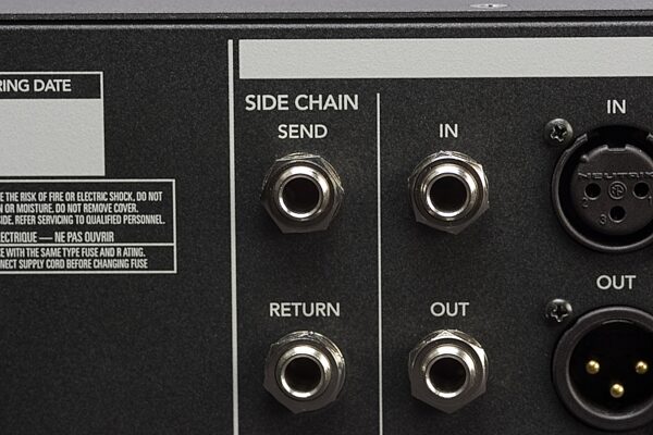 Mackie QuadCompGate 4-Channel Digital Compressor/Gate, Side Chain Rear