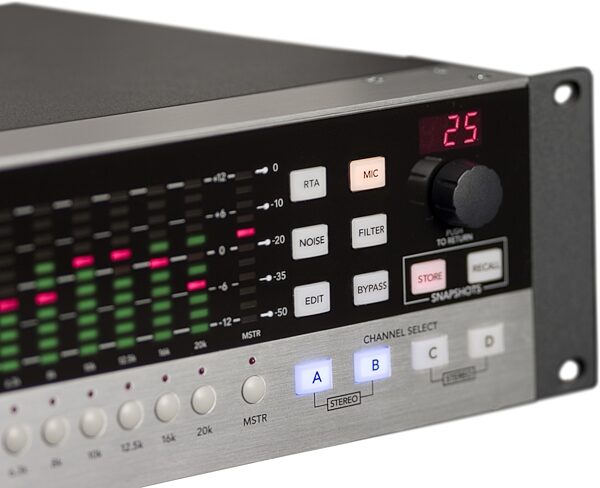 Mackie QuadEQ 4-Channel Digital Graphic Equalizer, Right Closeup