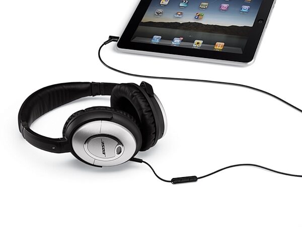 Bose QuietComfort 15 Acoustic Noise Cancelling Headphones, In Use