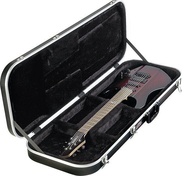 SKB 6 Economy Universal Electric Guitar Case, Blemished, In Use