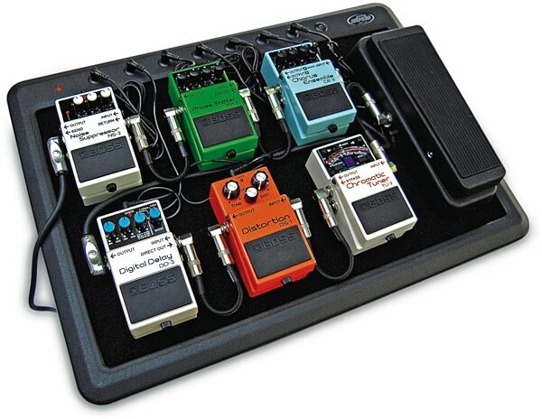 SKB PS8 Powered Pedalboard (with Gig Bag), New, View 1