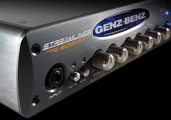 Genz Benz Streamliner 600 Bass Amplifier Head (600 Watts), Closeup