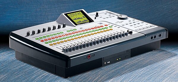 TASCAM 2488 24-Bit 24-Track Digital Workstation, Side