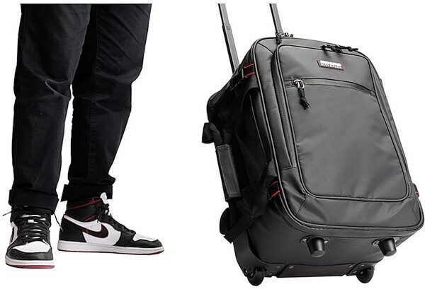 Magma Riot 45 Trolley 280 Bag for 7" Records, Action Position Back