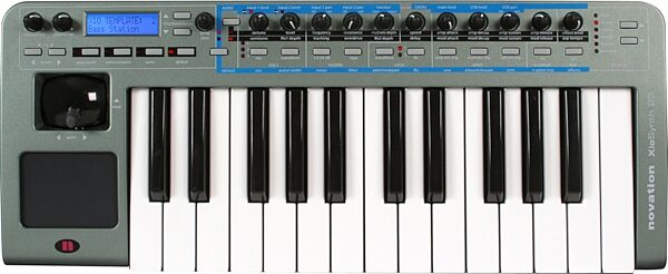 Novation XioSynth 25 25-Key Synth/USB Interface, Top