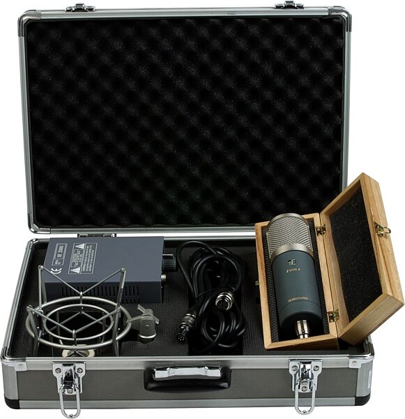SE Electronics Z5600A Multi-Pattern Tube Microphone, Box