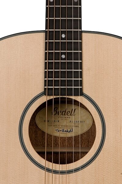 Bedell BDM-18-M Discovery Orchestra Acoustic Guitar with Gig Bag, Soundhole