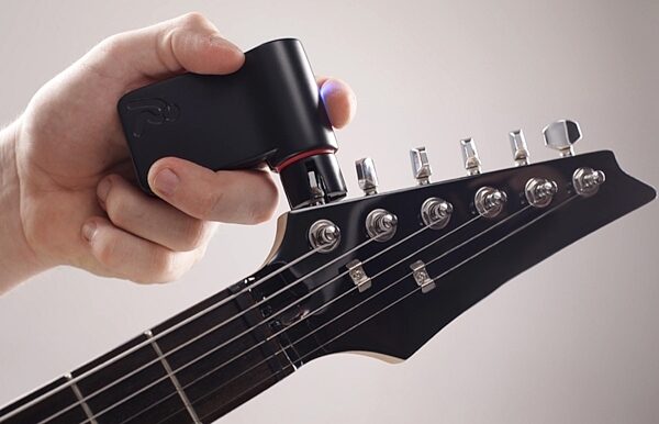 Roadie Tuner Automatic Guitar Tuner and String Winder, View 7