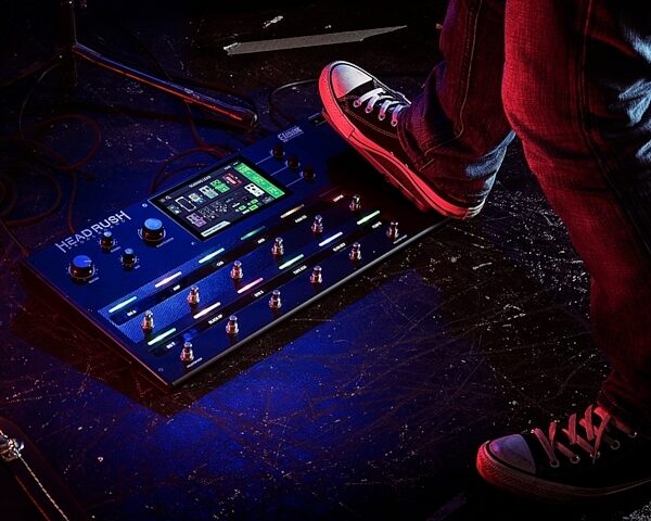 HeadRush Pedalboard Guitar Multi-Effects Processor, View