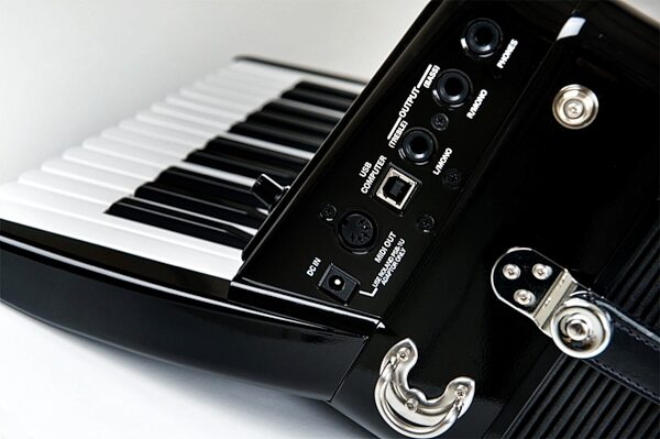Roland FR1-x V-Accordion, Connections