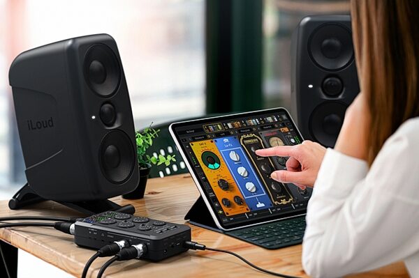 IK Multimedia iRig Pro Quattro I/O Deluxe Audio Interface with X/Y Microphones, New, In Use