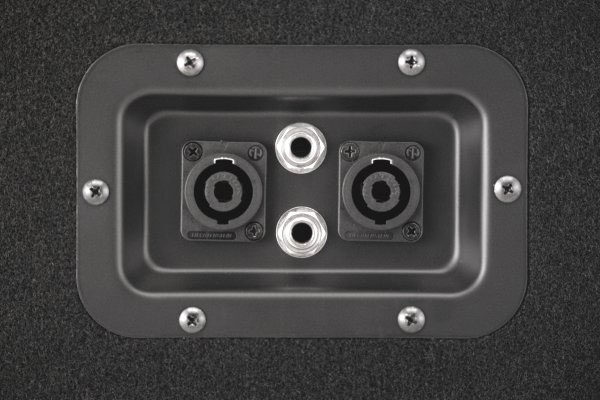 Yamaha SM15V Club V Passive Unpowered Floor Monitor (15"), rear